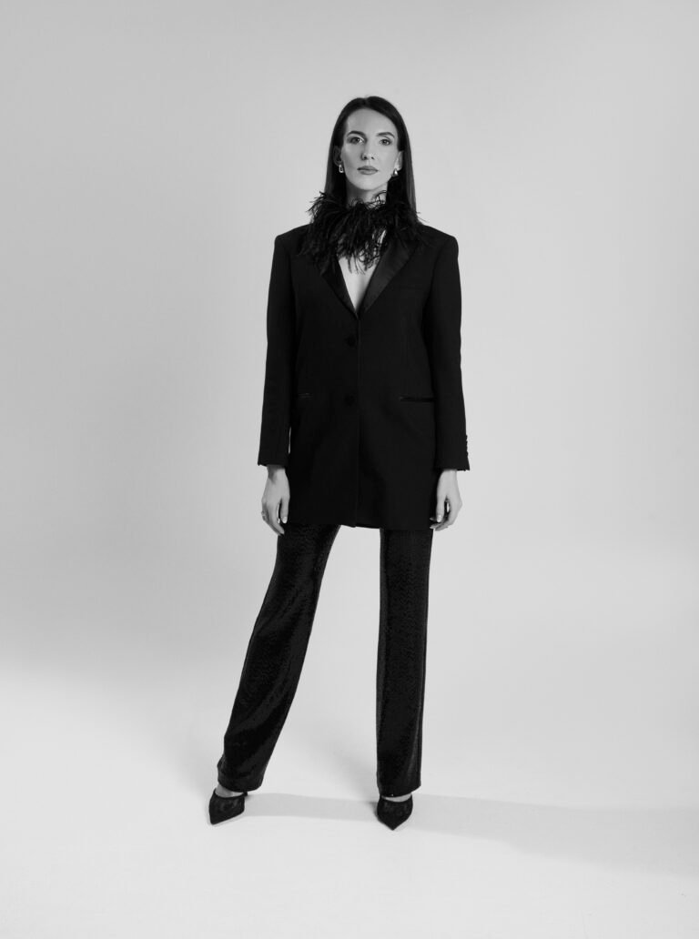 Moters EGO šešėliai